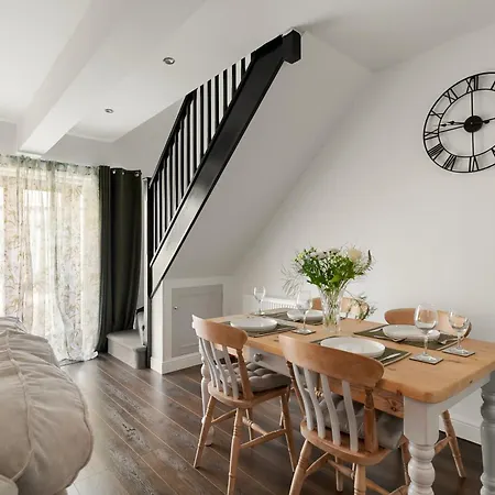 Coachmans - Period Holiday home *